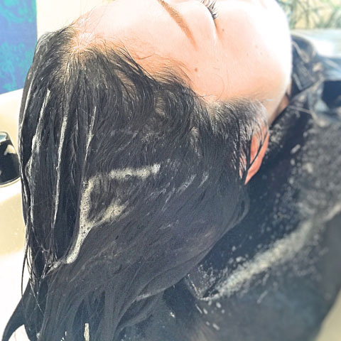 Head Spa & 1-Shampoo Hair Dry
